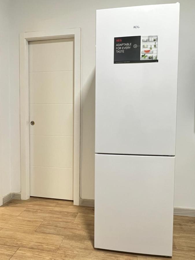 New Camp Nou Apartment/Diret Airport,Beautiful L'Hospitalet de Llobregat Kültér fotó