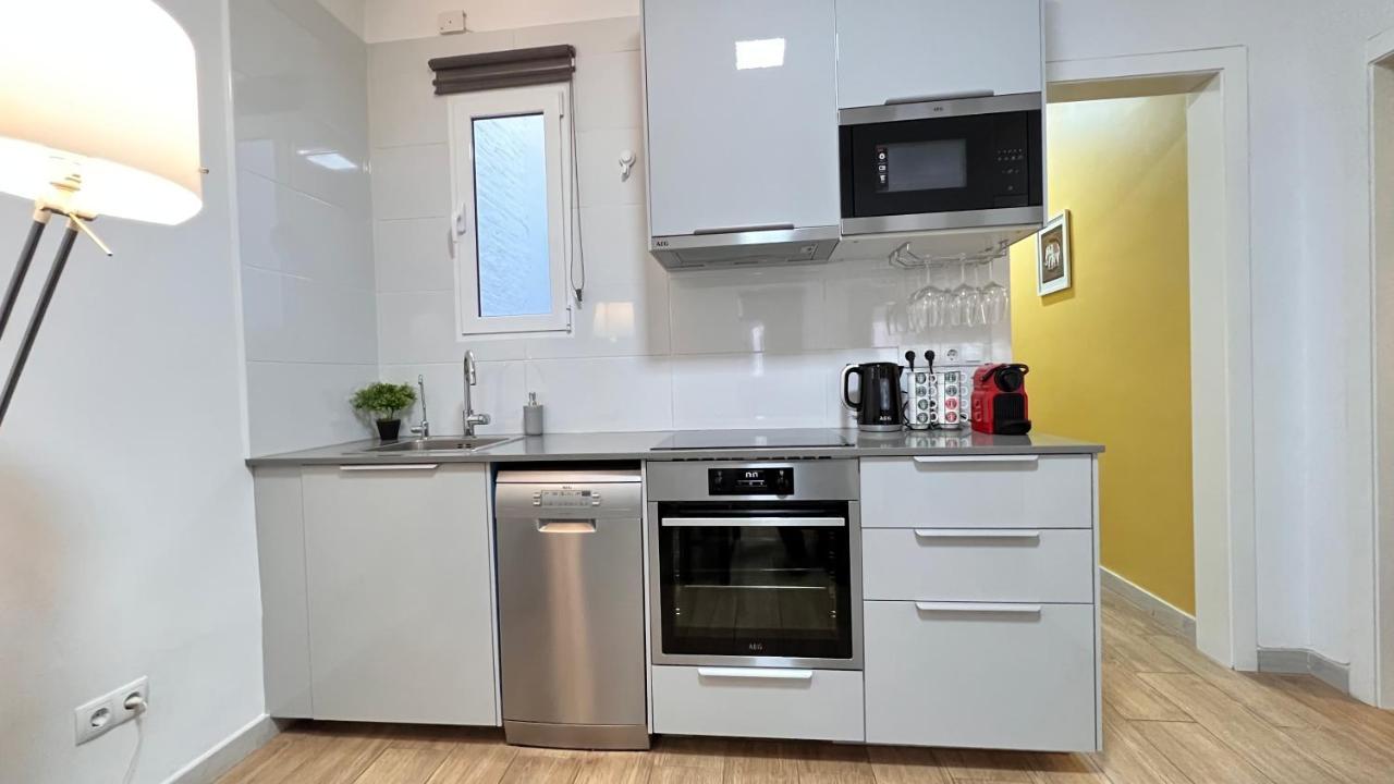 New Camp Nou Apartment/Diret Airport,Beautiful L'Hospitalet de Llobregat Kültér fotó