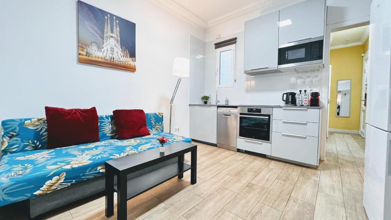 New Camp Nou Apartment/Diret Airport,Beautiful L'Hospitalet de Llobregat Kültér fotó
