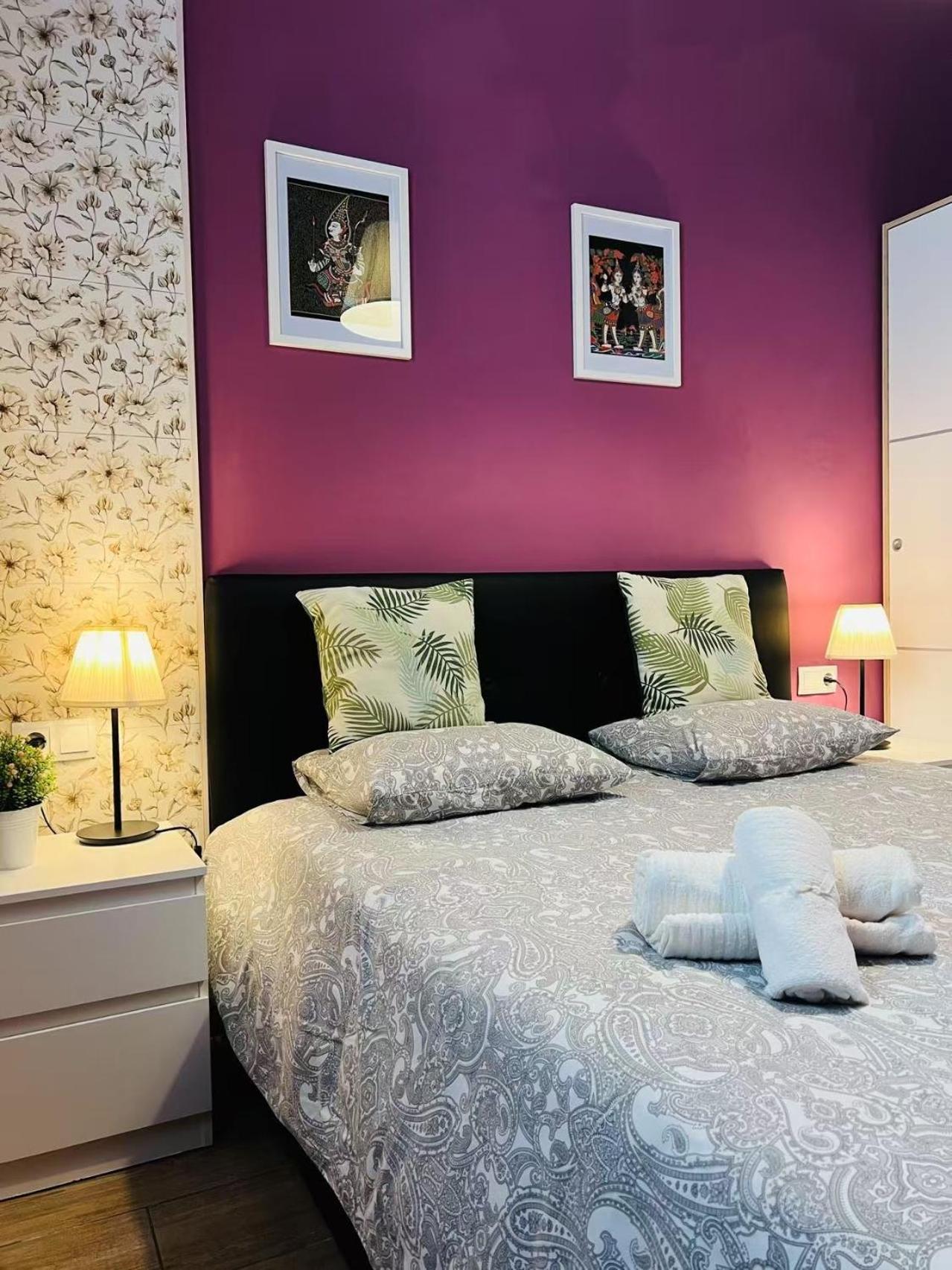 New Camp Nou Apartment/Diret Airport,Beautiful L'Hospitalet de Llobregat Kültér fotó